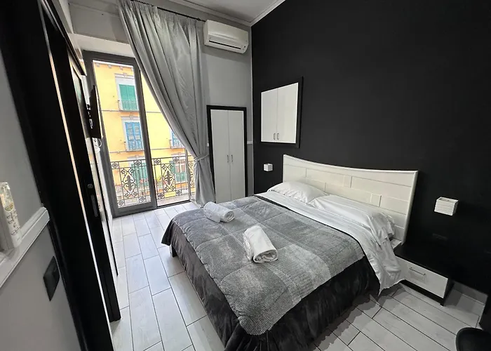 Parthenope Rooms